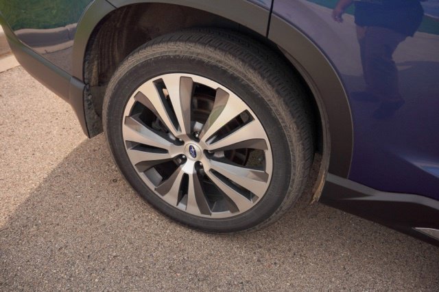 Used 2021 Subaru Ascent Limited w/ Technology Package AWD/4WD image 9