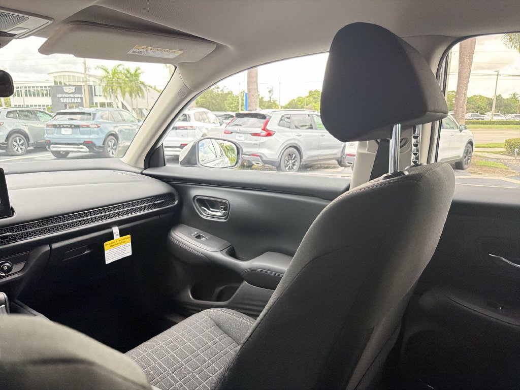 New 2027 Honda HR-V LX image 11