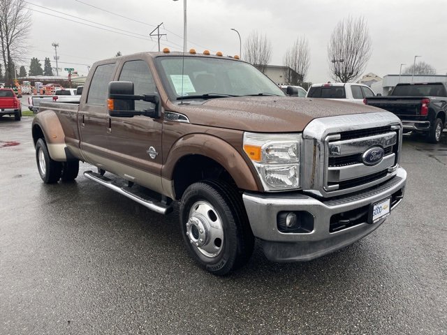 Used 2012 Ford F350 Lariat image 2