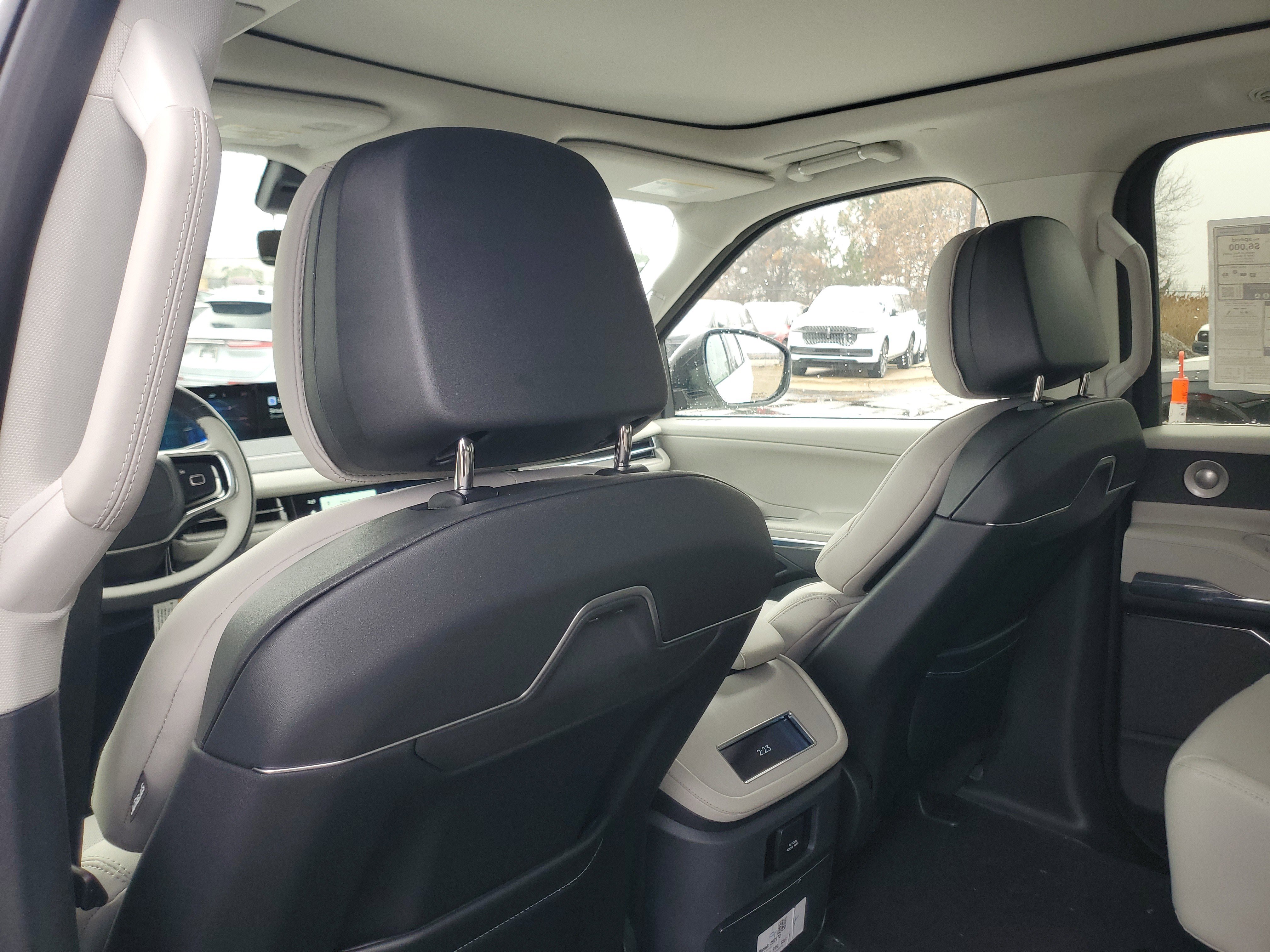 New 2026 Lincoln Navigator Reserve image 28