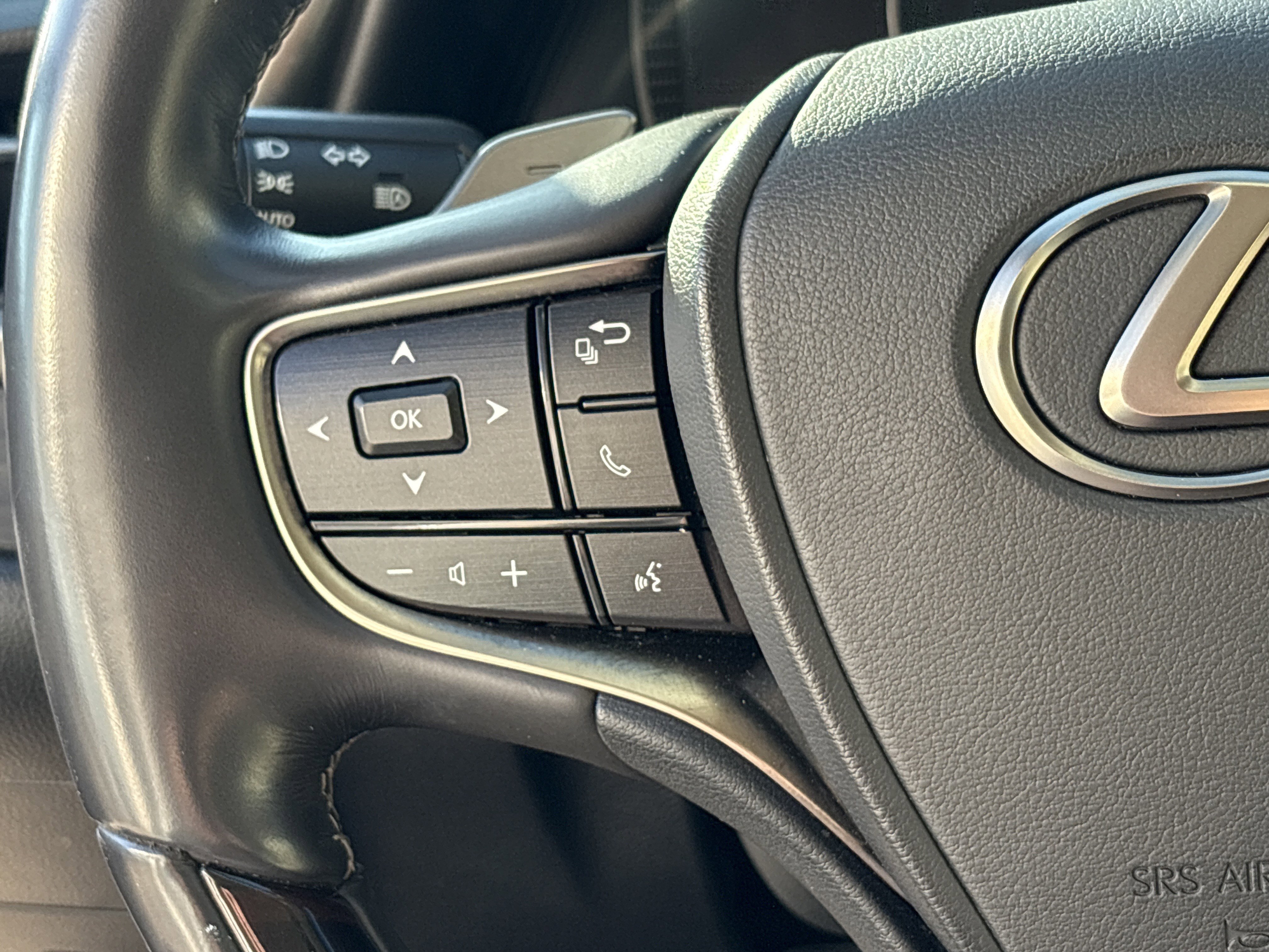 Used 2021 Lexus ES 250 w/ Premium Package image 19