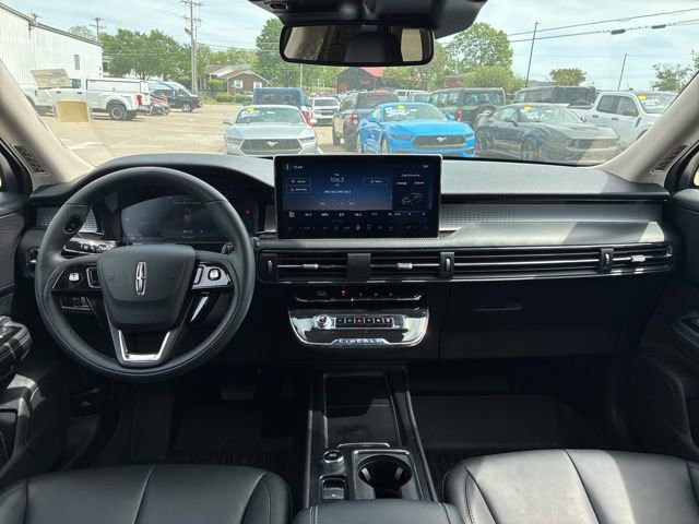 Used 2024 Lincoln Corsair AWD image 22