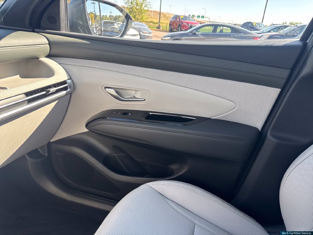 Used 2025 Hyundai Tucson Limited AWD/4WD image 62