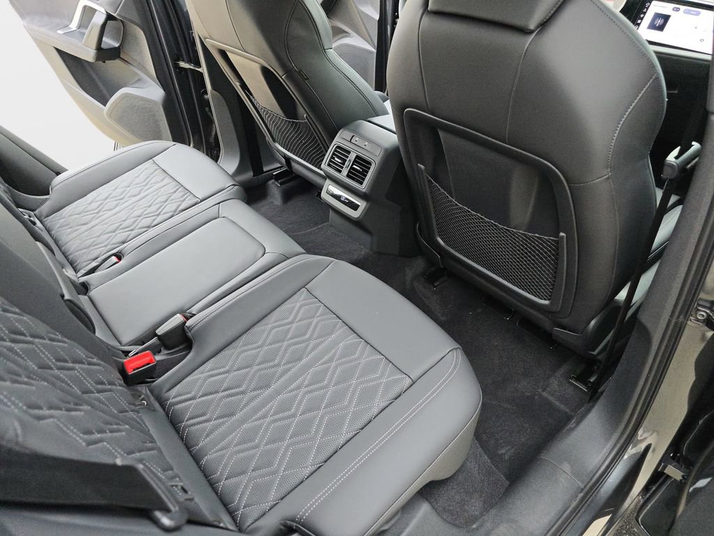 New 2026 Audi SQ5 Premium Plus image 11