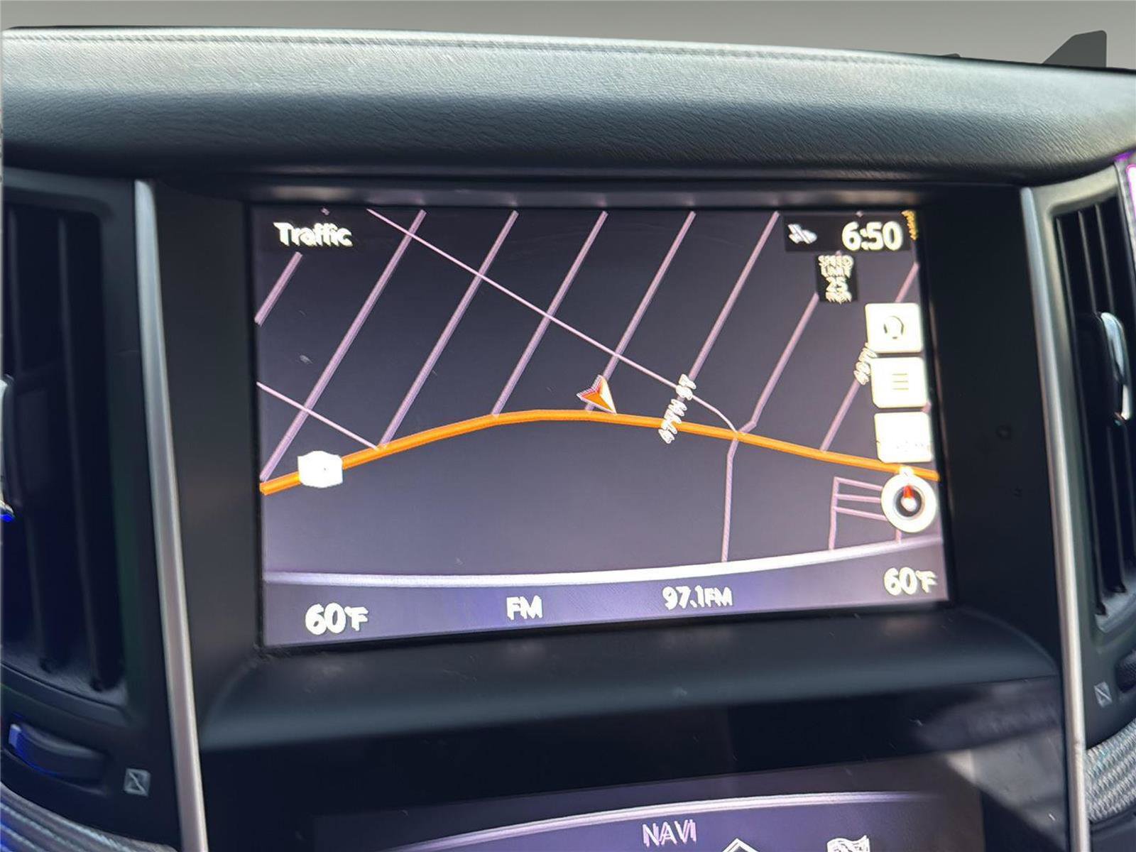 Used 2018 INFINITI Q60 Red Sport 400 AWD/4WD image 14