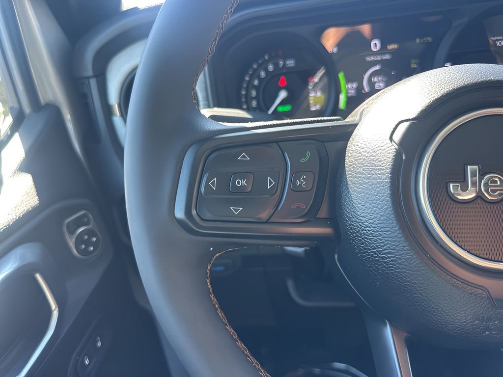Used 2024 Jeep Wrangler Unlimited w/ Convenience Group image 13