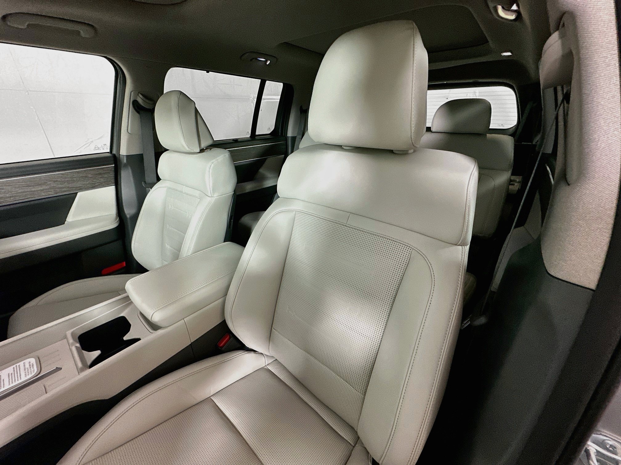 New 2027 Hyundai Santa Fe Limited AWD/4WD image 21