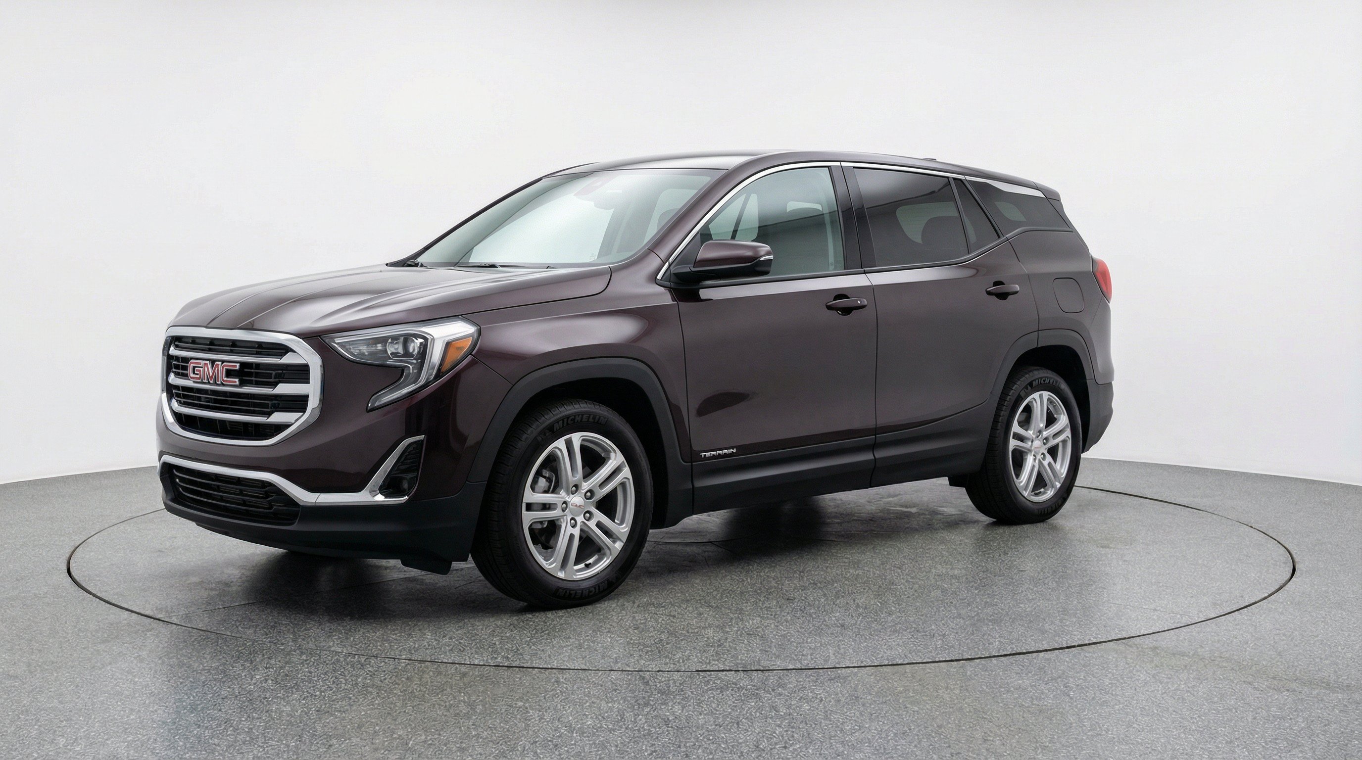 Used 2024 GMC Terrain SLE FWD image 3