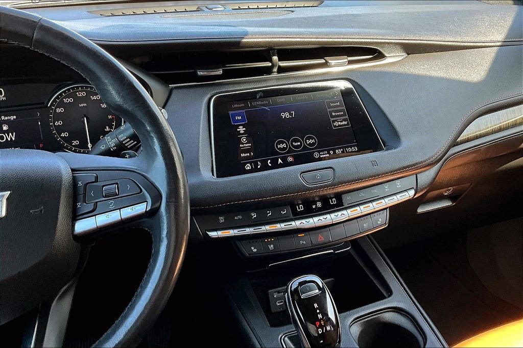 Used 2021 Cadillac XT4 Premium Luxury image 8