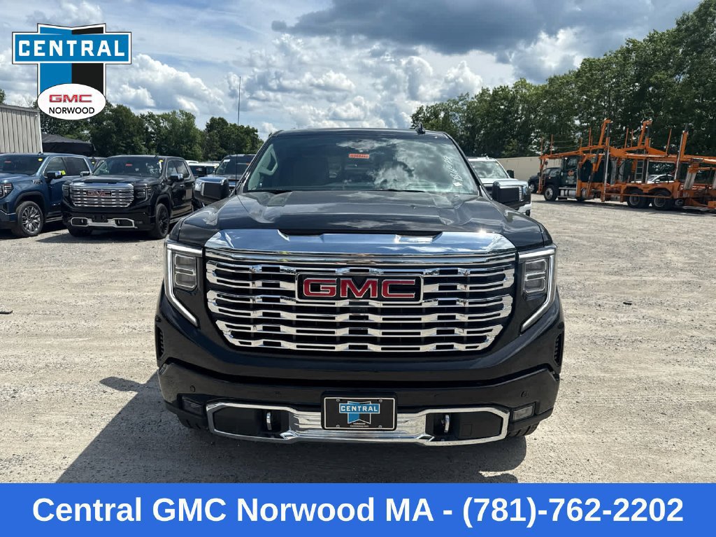 New 2026 GMC Sierra 1500 Denali w/ Denali Reserve Package AWD/4WD image 9