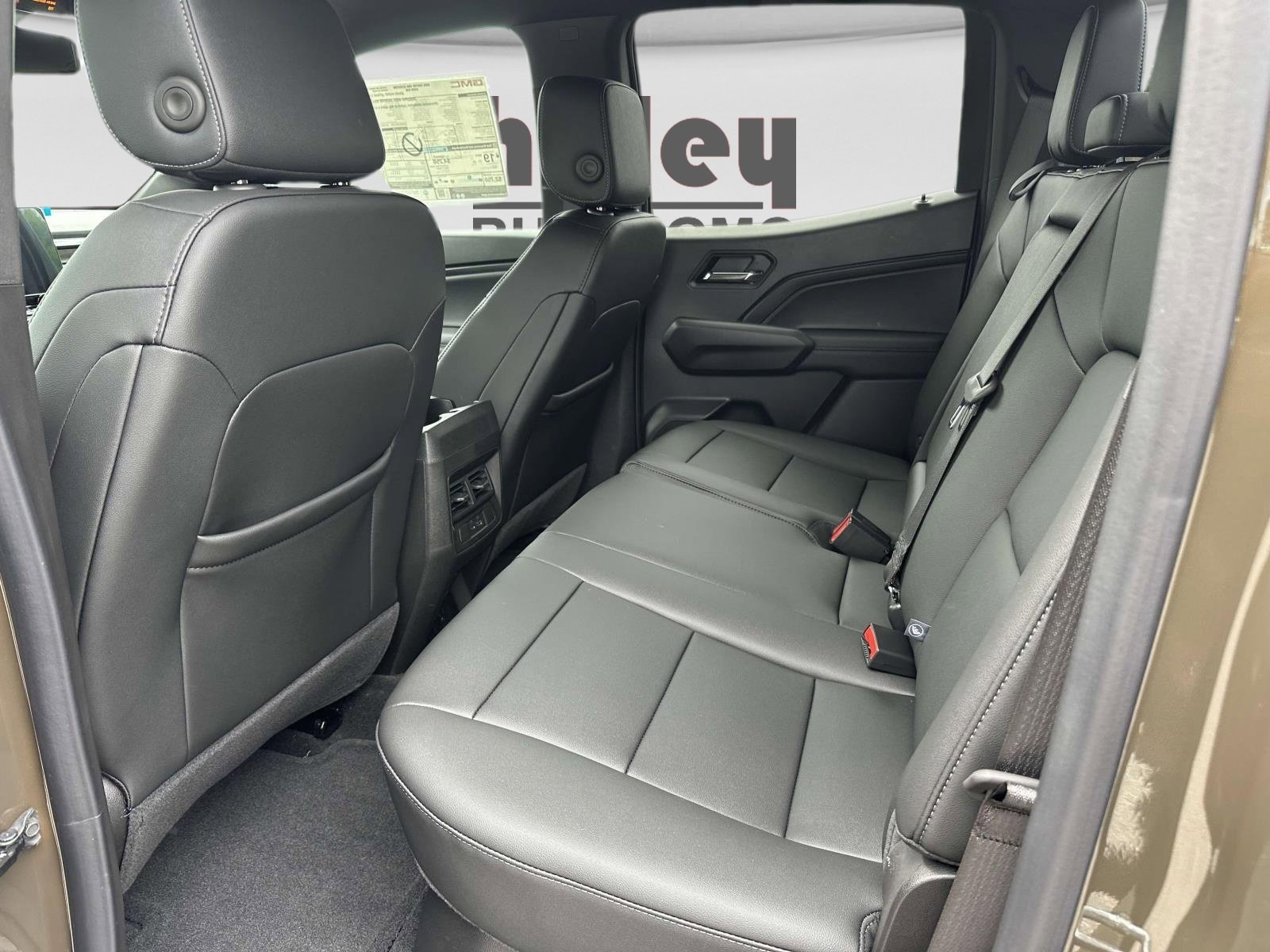 New 2025 GMC Canyon Elevation w/ Convenience Package image 14