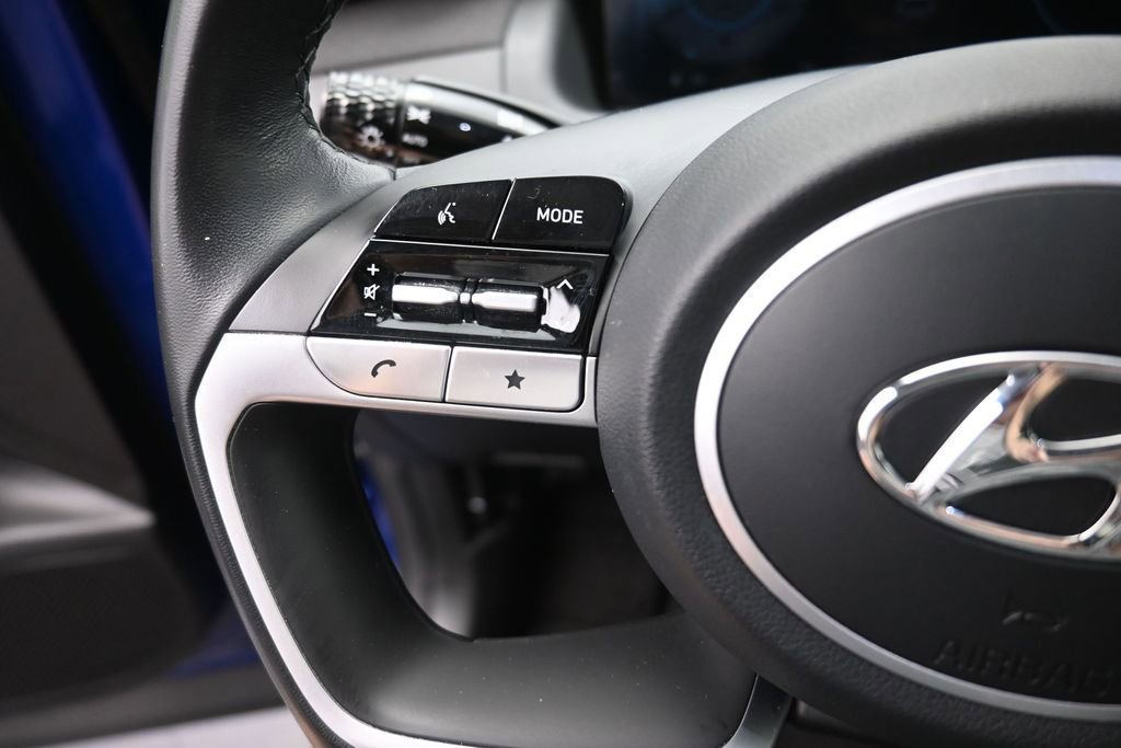 Used 2023 Hyundai Tucson SEL w/ Convenience Package FWD image 3