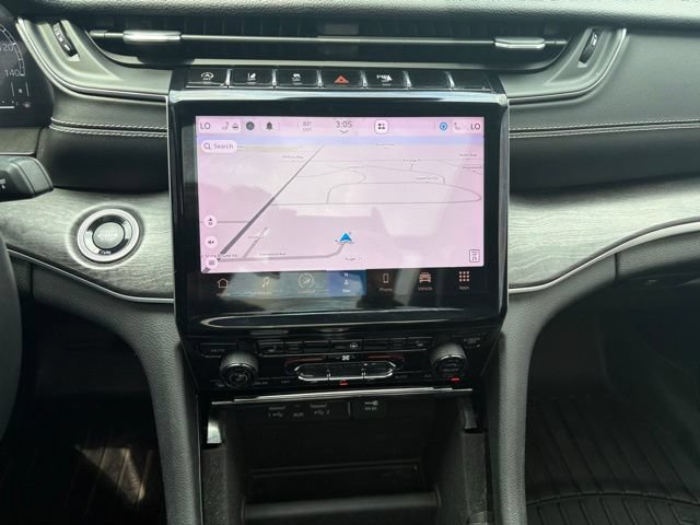 Used 2021 Jeep Grand Cherokee L Limited AWD/4WD image 33