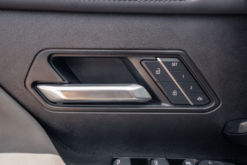 Used 2025 GMC Hummer EV 3X AWD/4WD image 18