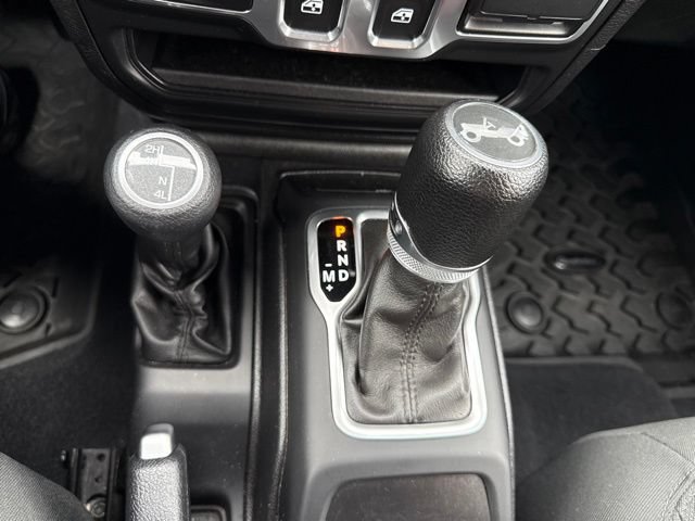 Used 2018 Jeep Wrangler Sport AWD/4WD image 21