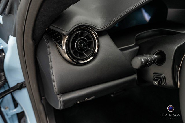 New 2025 Karma Revero Luxury image 30