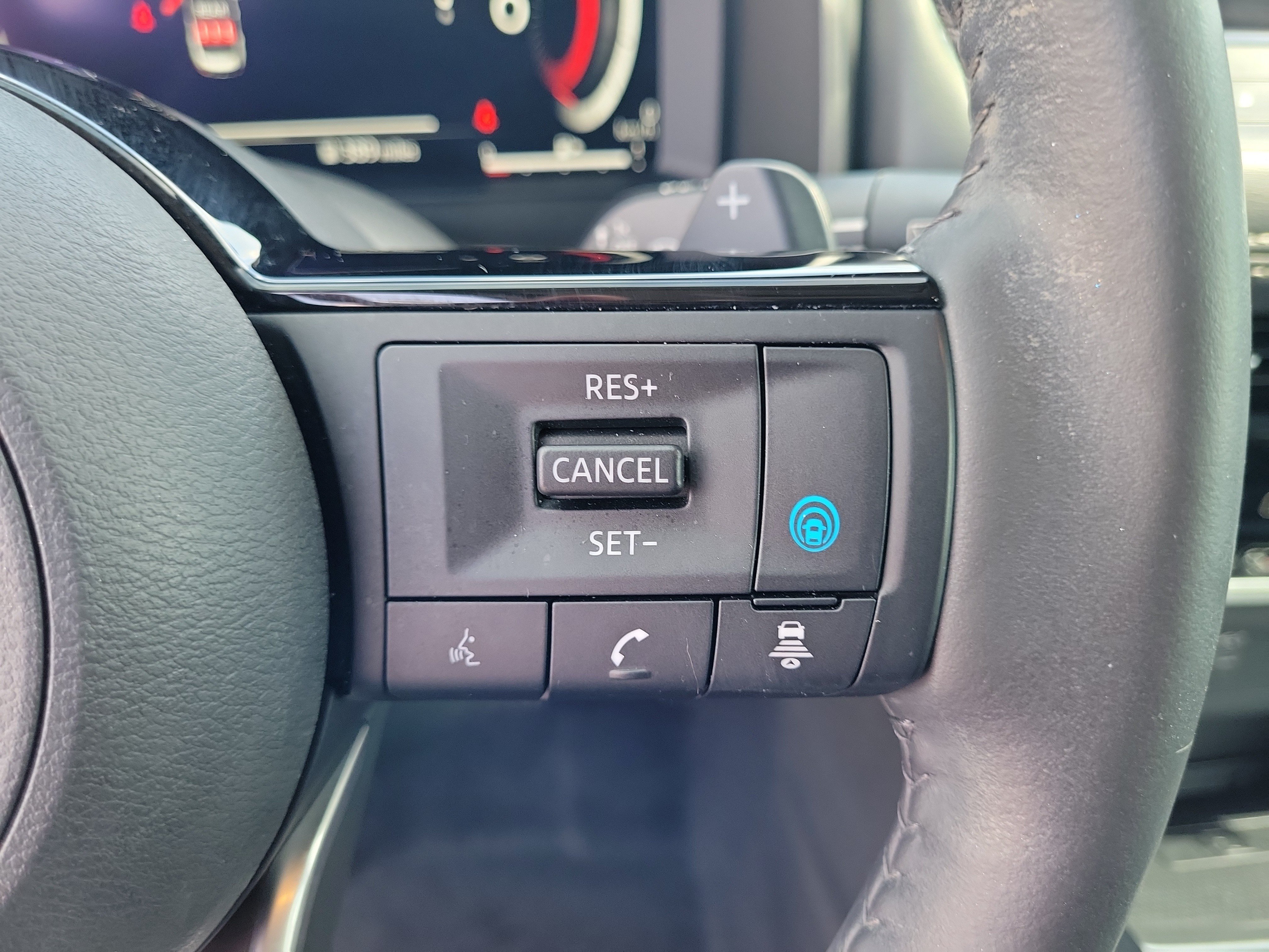 Certified 2024 Nissan Rogue SL w/ SL Premium Package FWD image 20