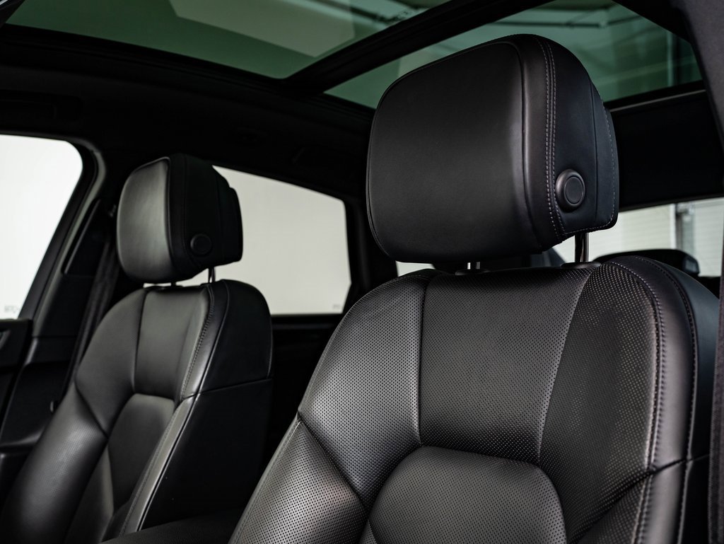 Certified 2023 Porsche Macan image 23