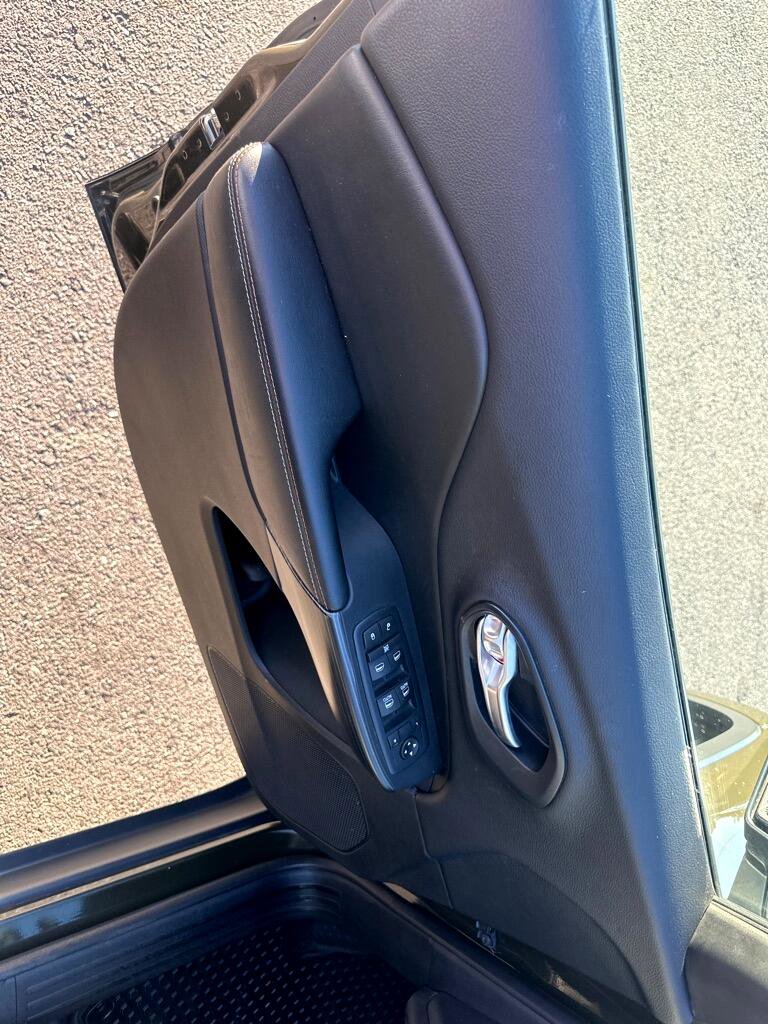 Used 2016 Jeep Cherokee 75th Anniversary image 26