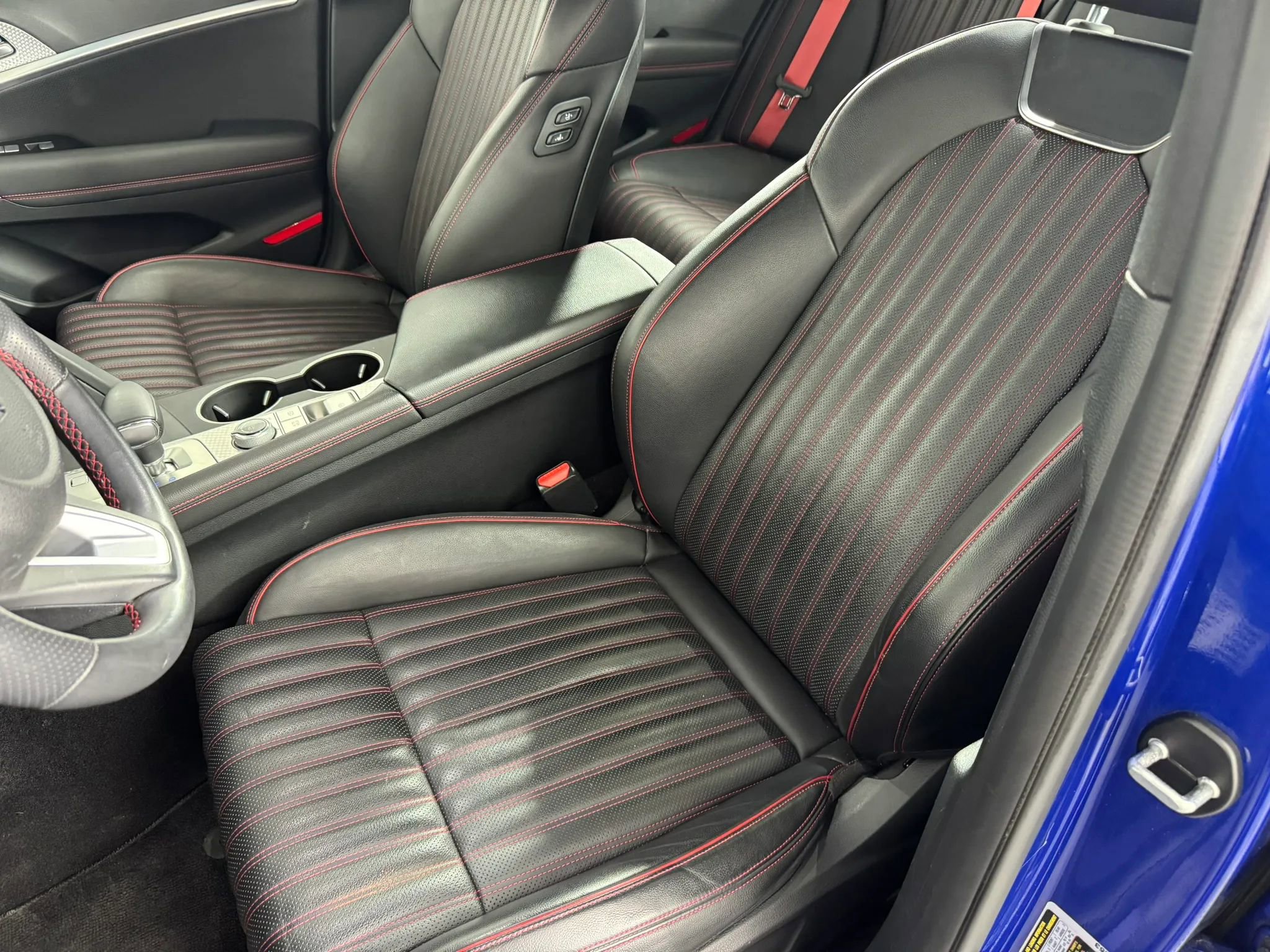 Used 2023 Genesis G70 2.0T w/ Sport Prestige Package AWD/4WD image 34