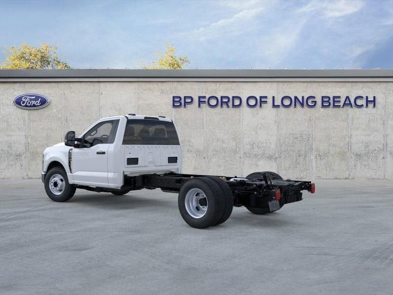 New 2026 Ford F350 XL w/ XL Chrome Package image 4