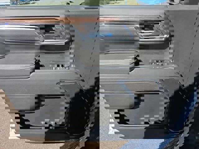 New 2026 Chevrolet Silverado 1500 LT w/ All Star Edition Plus image 17