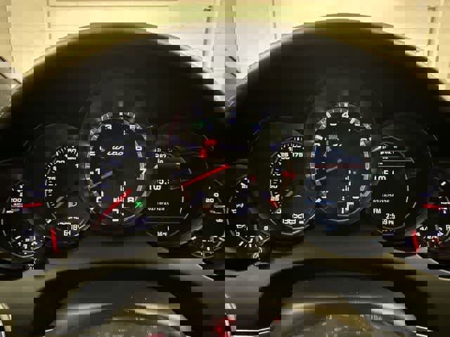 Used 2017 Porsche Cayenne Turbo AWD/4WD image 7