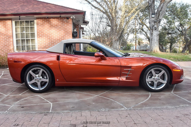 Used 2006 Chevrolet Corvette Convertible w/ Preferred Equipment Group RWD image 18