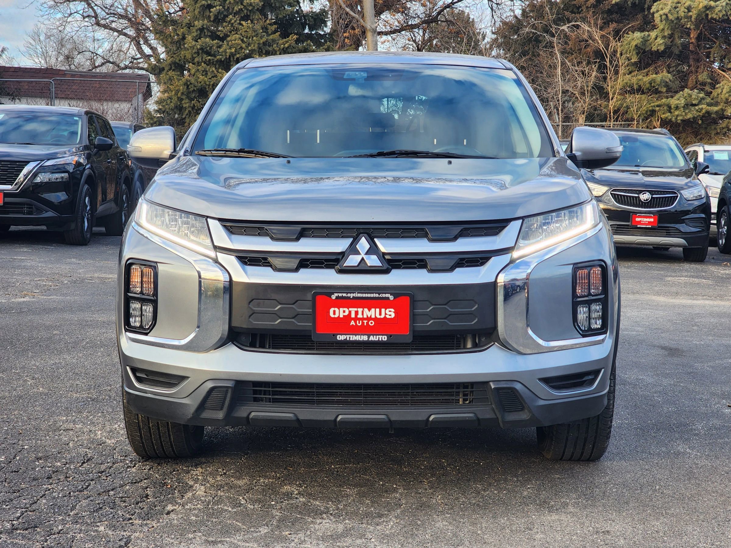 Used 2021 Mitsubishi Outlander Sport SE image 2