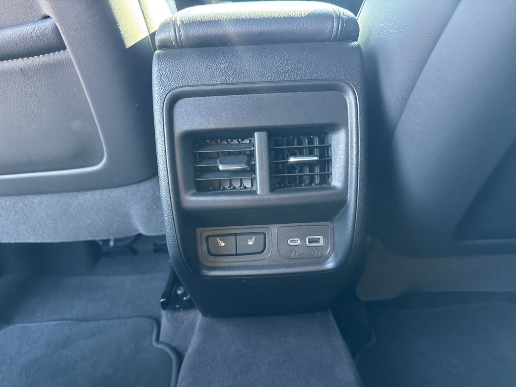 Used 2023 Cadillac XT4 Premium Luxury image 39
