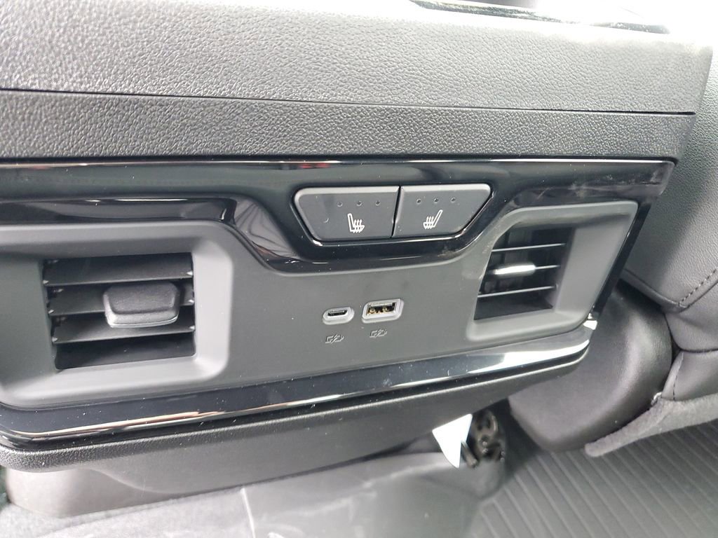 New 2026 GMC Sierra 1500 AT4 w/ Technology Package image 11