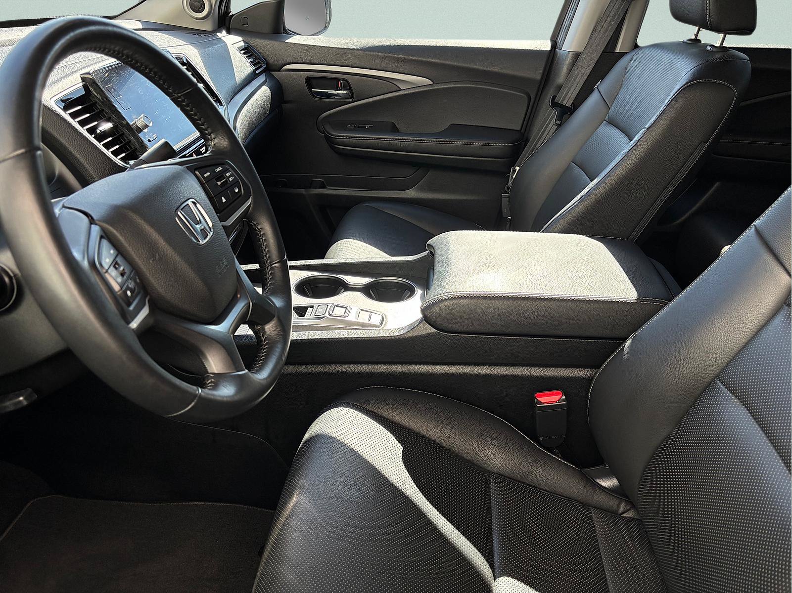 Certified 2025 Honda Ridgeline RTL image 16
