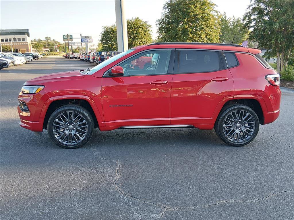 Used 2022 Jeep Compass Limited AWD/4WD image 7