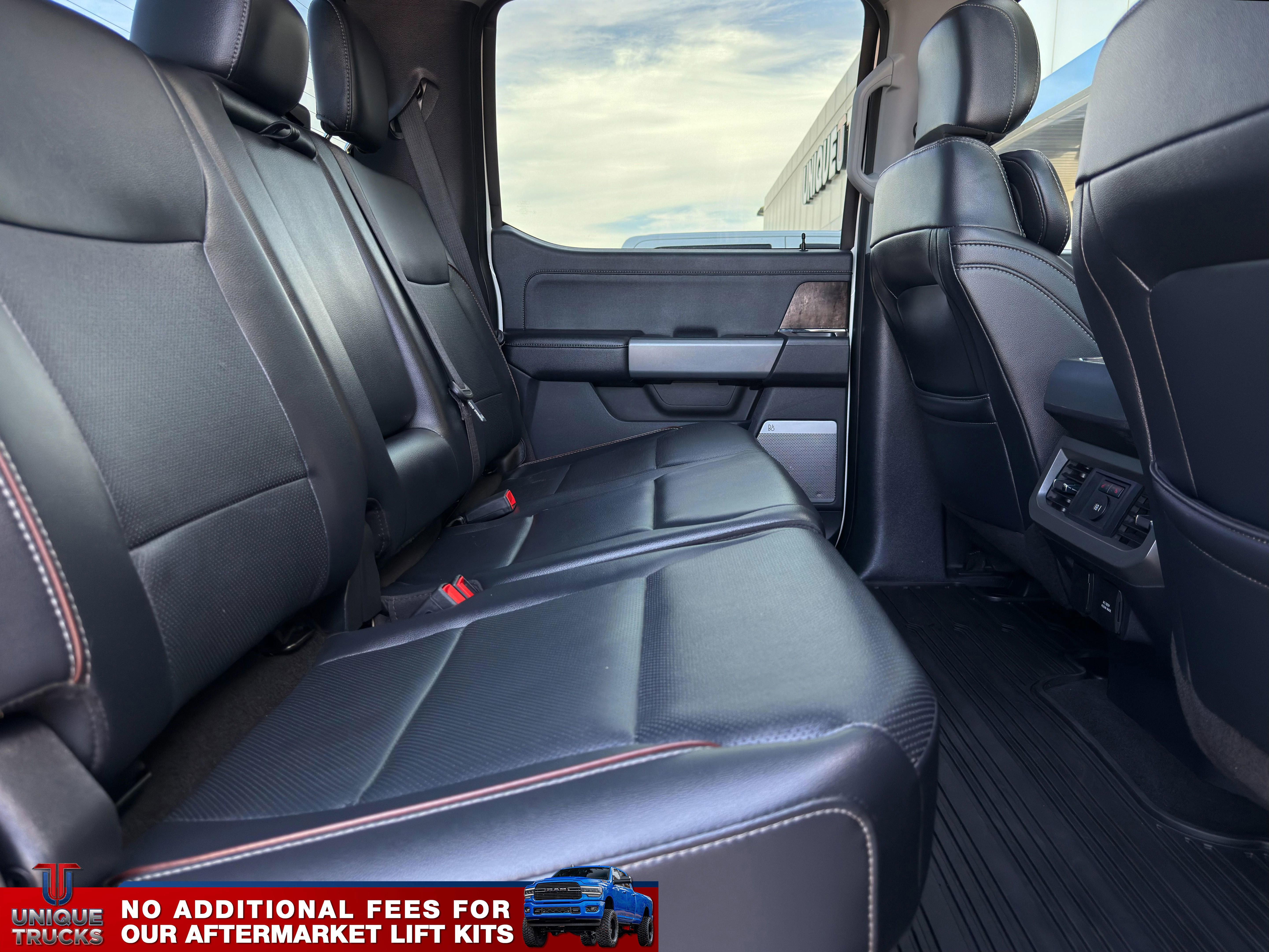 Used 2024 Ford F250 Lariat w/ Lariat Ultimate Package image 31