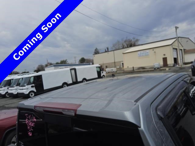 Used 2023 GMC Sierra 1500 Elevation w/ Preferred Package AWD/4WD image 7
