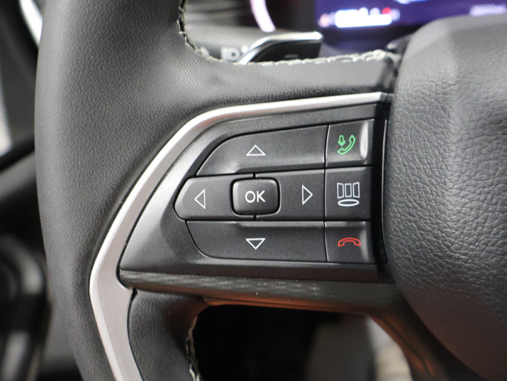 Used 2023 Jeep Grand Cherokee L Laredo AWD/4WD image 33