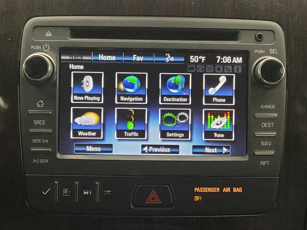 Used 2017 Chevrolet Traverse LT FWD image 25
