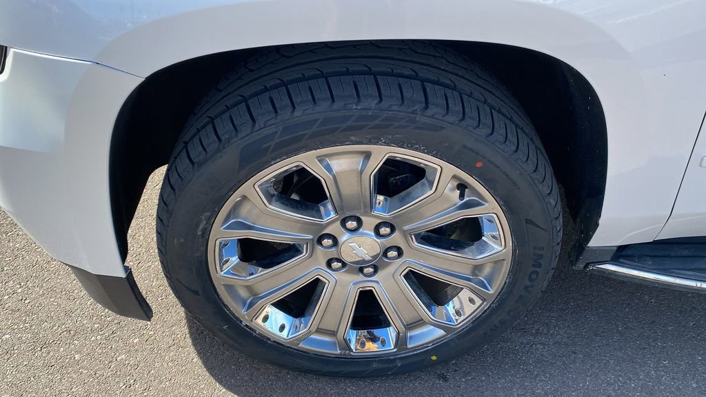 Used 2017 Chevrolet Suburban Premier image 10