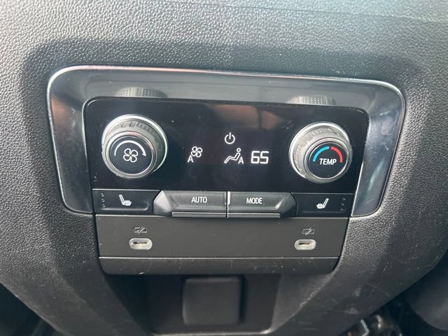Used 2023 Chevrolet Tahoe Z71 w/ Luxury Package AWD/4WD image 22