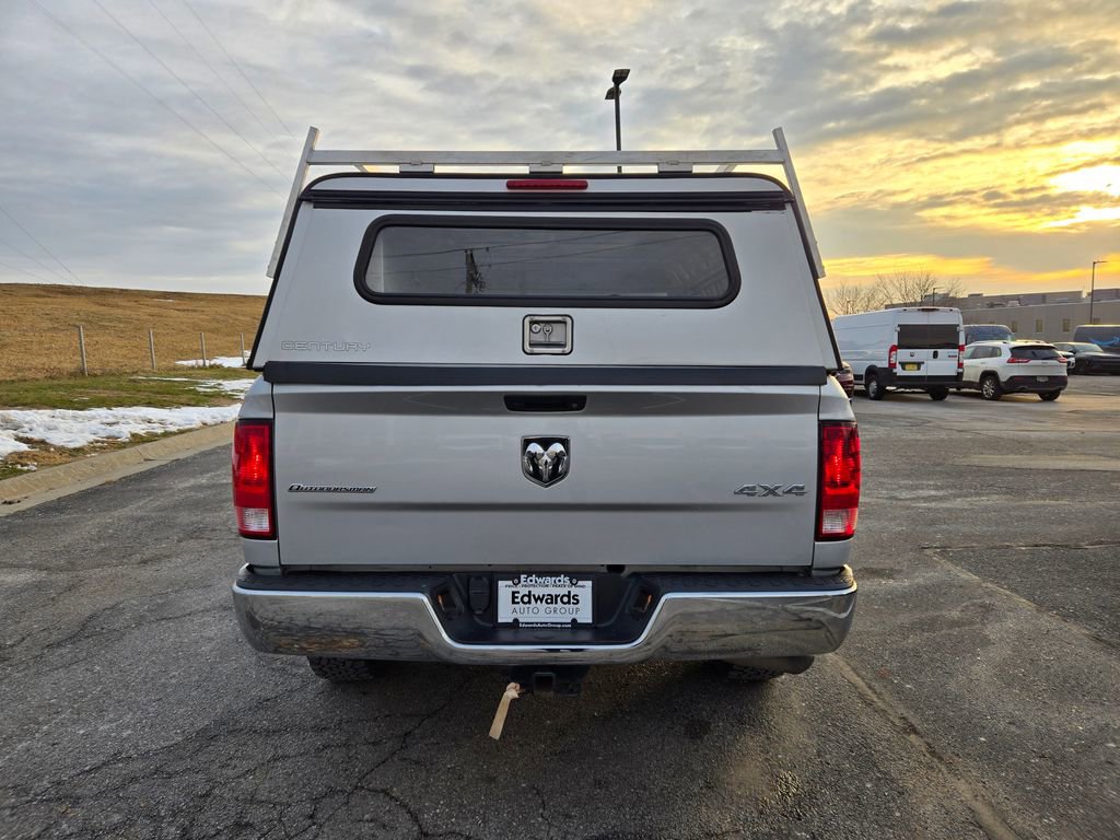 Used 2017 RAM 1500 Outdoorsman image 5