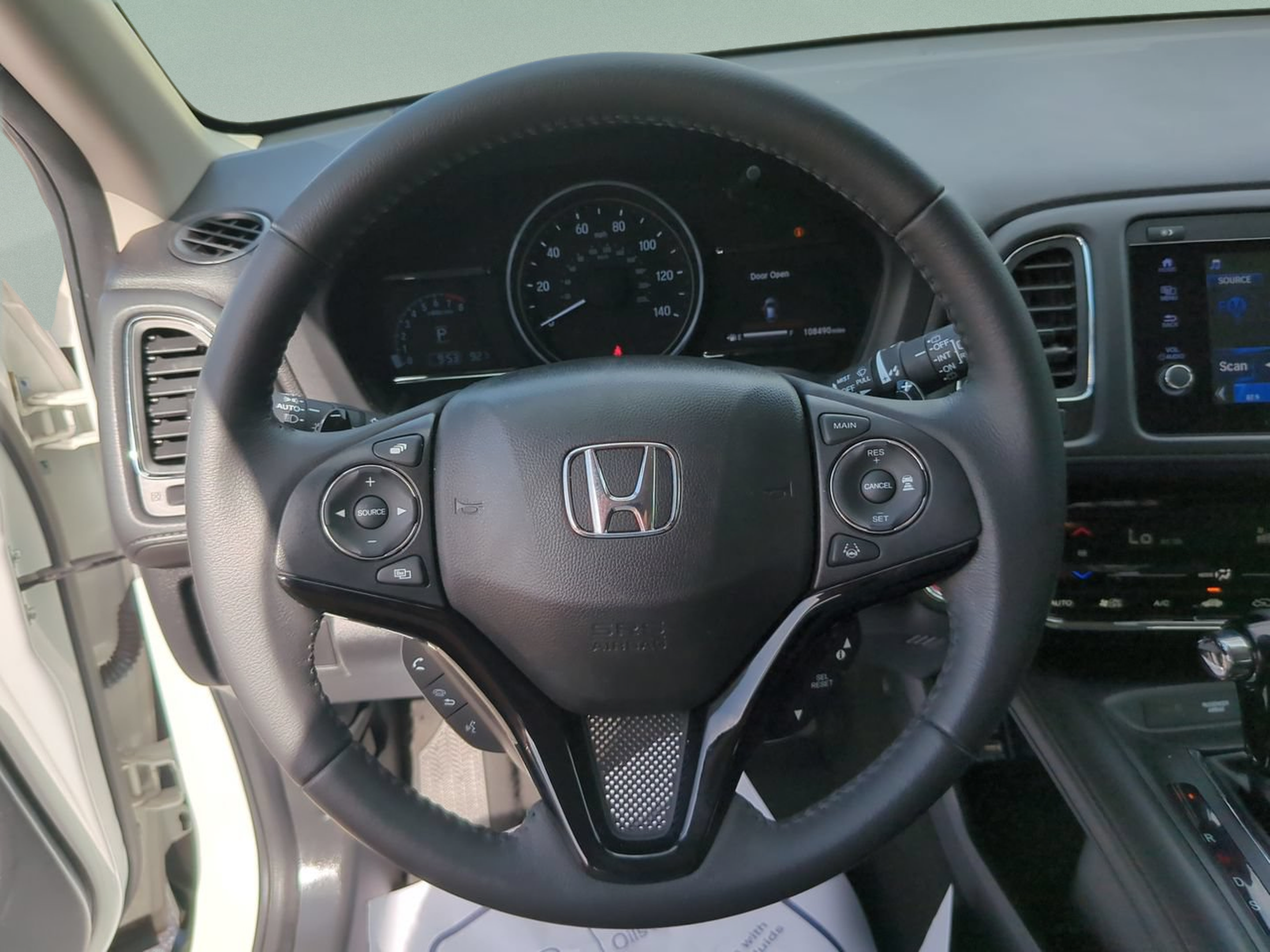 Certified 2022 Honda HR-V EX-L image 11