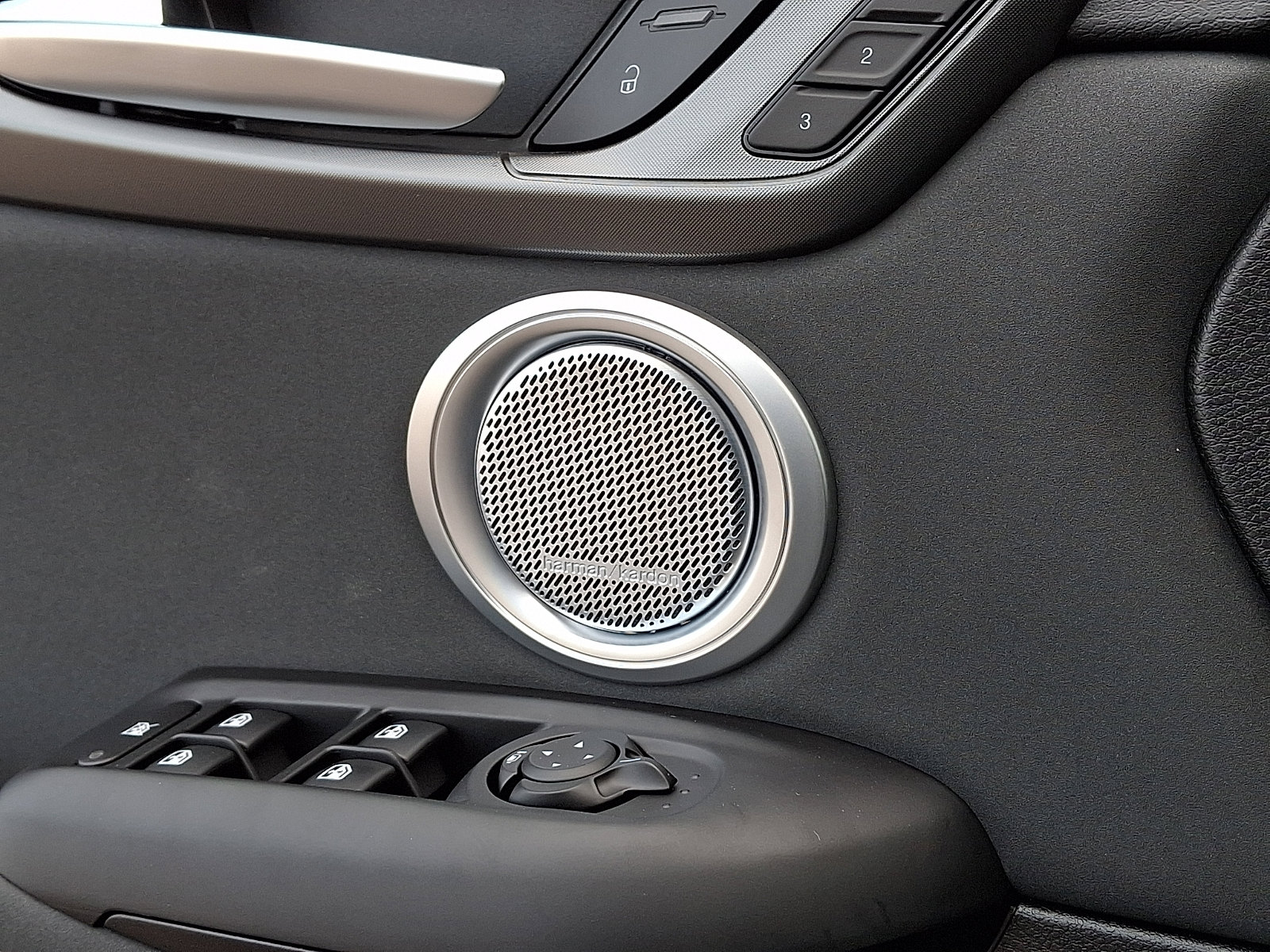 New 2026 Alfa Romeo Tonale Veloce w/ Quick Order Package 23H Volce image 18