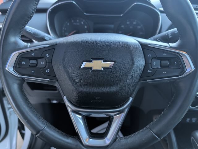 Used 2023 Chevrolet TrailBlazer ACTIV w/ Sun and Liftgate Package FWD image 16