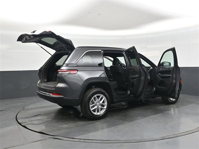 New 2025 Jeep Grand Cherokee Laredo X image 46