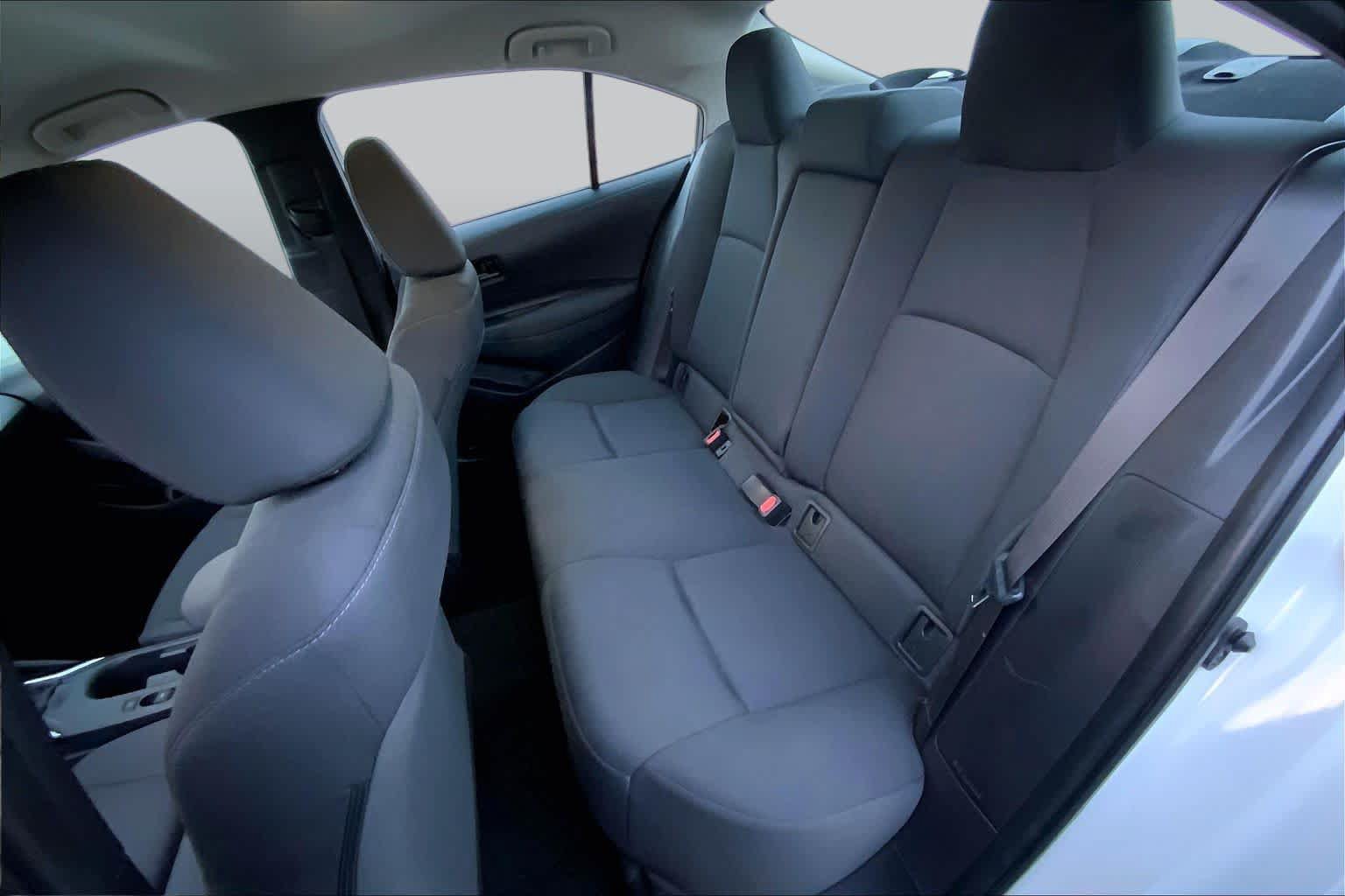 Used 2024 Toyota Corolla LE FWD image 18