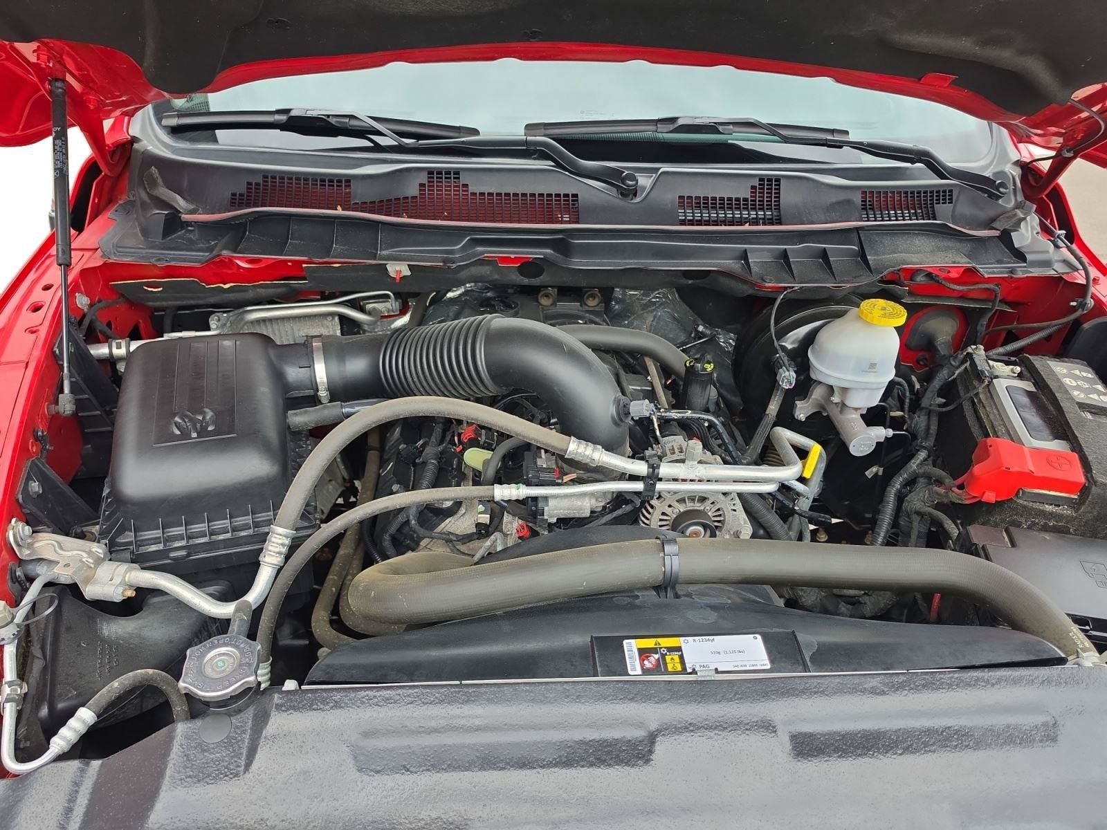 Used 2023 RAM 1500 Classic SLT AWD/4WD image 28