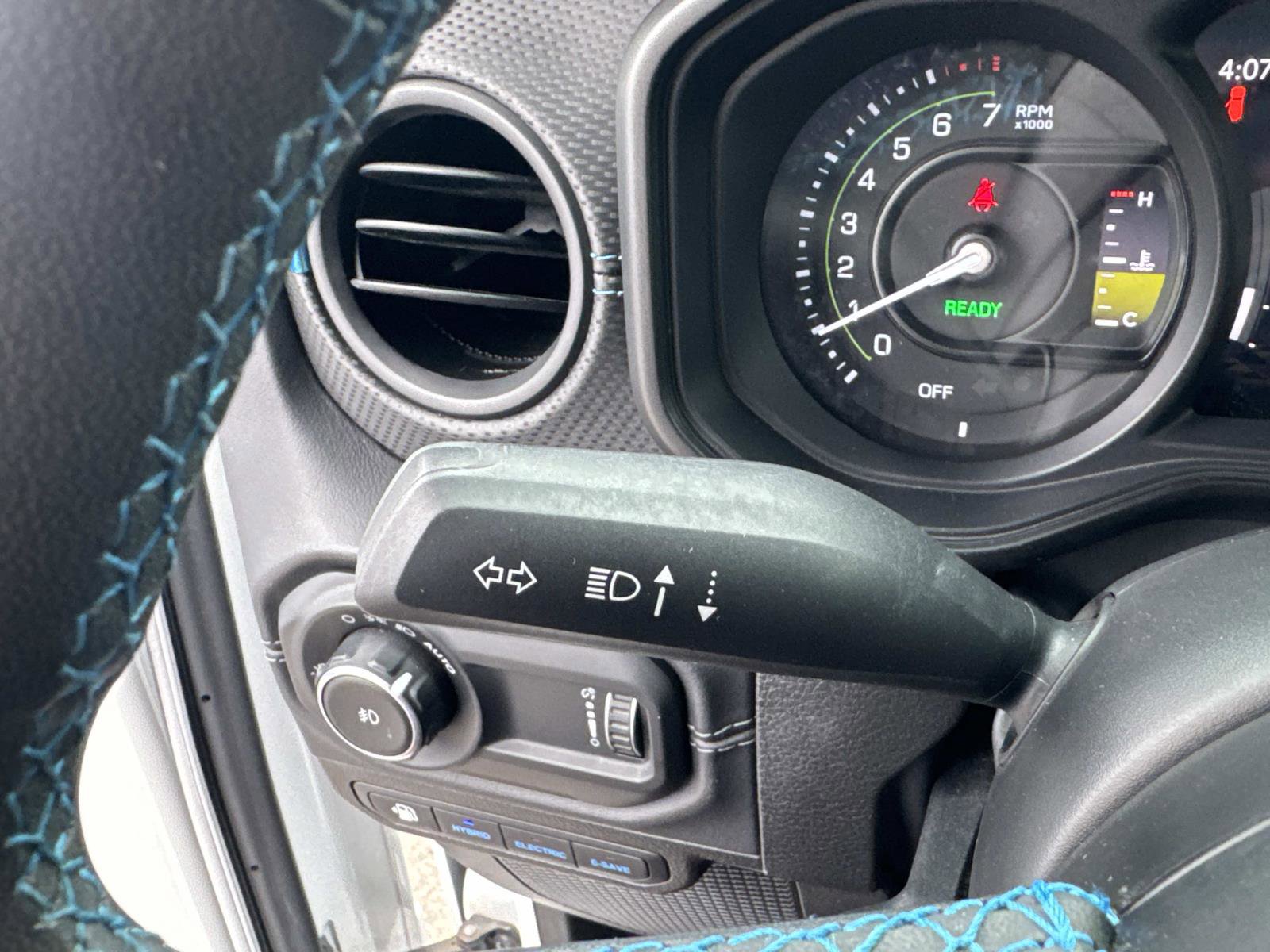 Used 2024 Jeep Wrangler Unlimited Rubicon 4xe AWD/4WD image 20