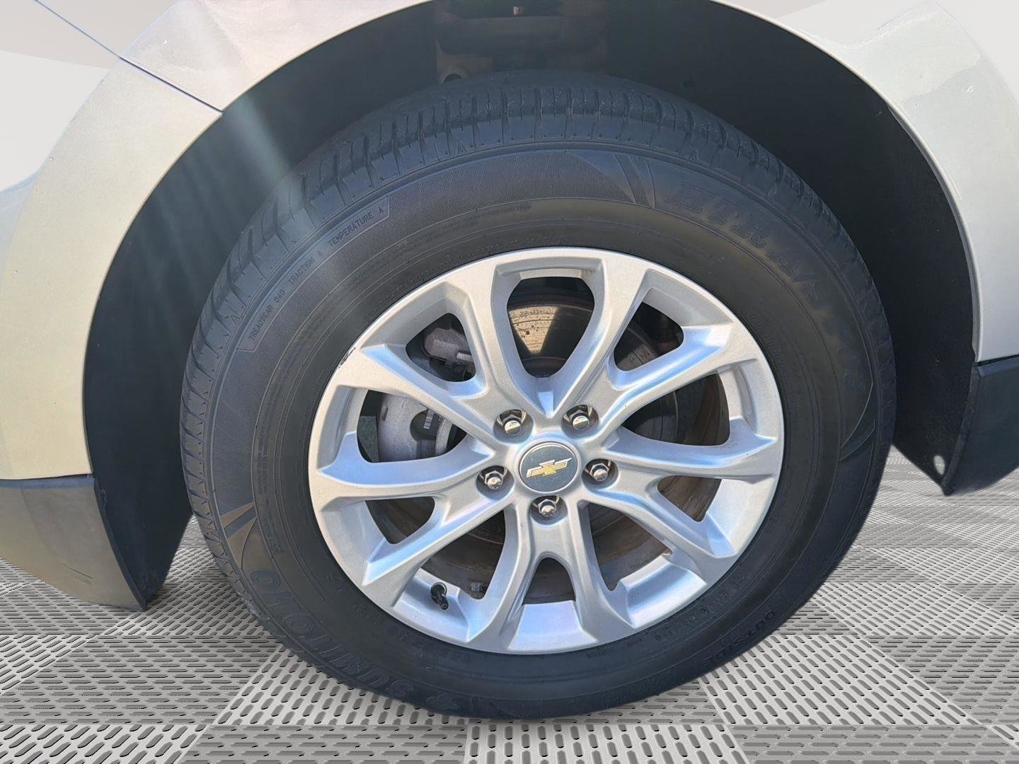 Used 2020 Chevrolet Equinox LT image 23