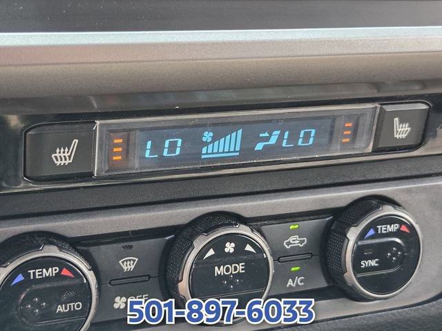 Used 2017 Toyota Tacoma TRD Sport AWD/4WD image 21