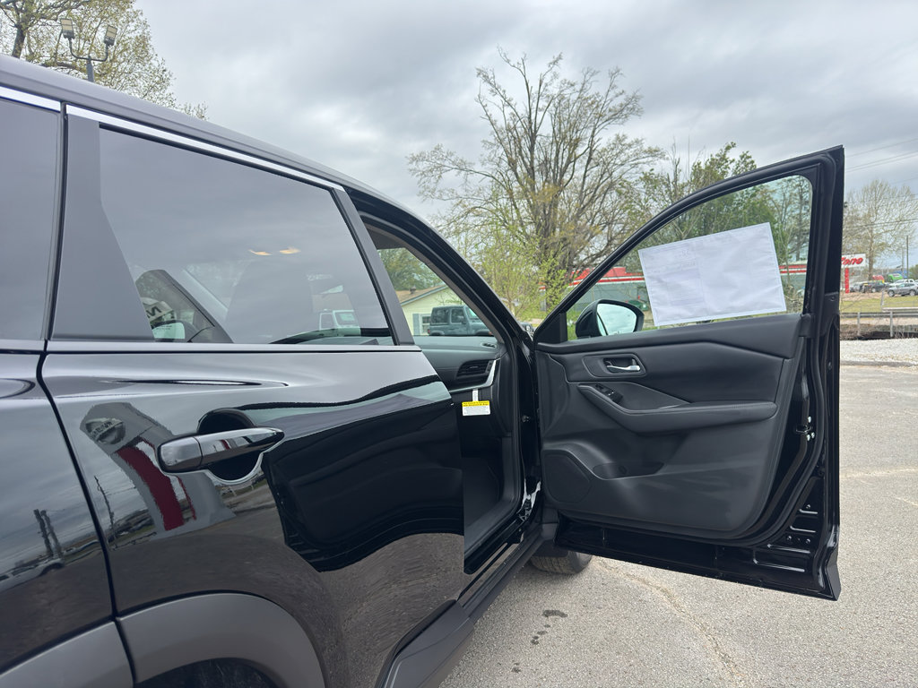 New 2026 Nissan Rogue SV image 20